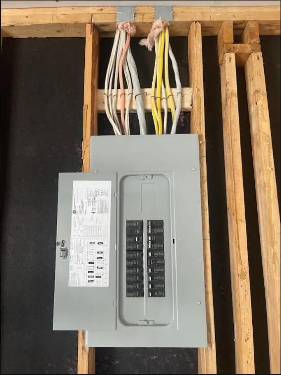Gallery photos for Meter Base and Electrical Panel Replacement Done Right: Image #3
