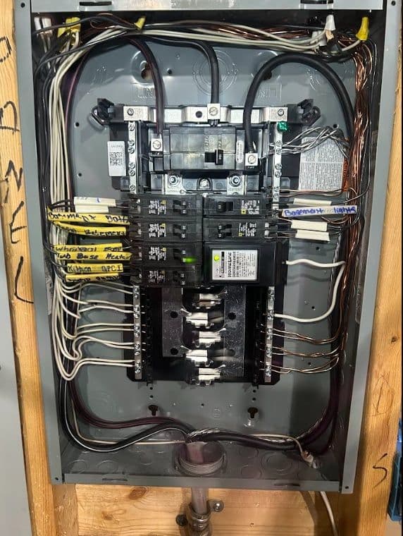 Gallery photos for Your Electrical Panel Could Be Hiding a Serious Problem: Image #5