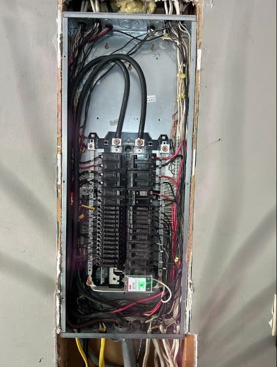 Gallery photos for Your Electrical Panel Could Be Hiding a Serious Problem: Image #2
