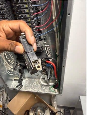 Gallery photos for A Panel Inspection That Caught a Fire Before It Started: Image #4
