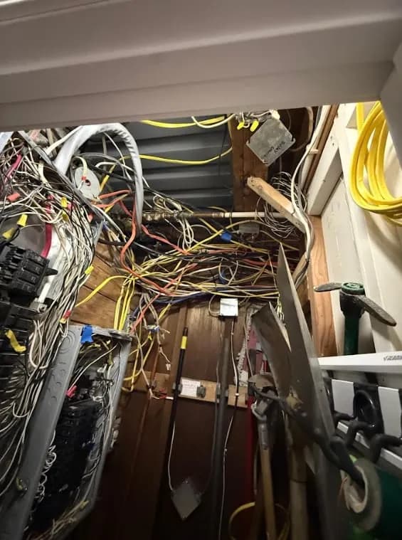 Gallery photos for Metro Atlanta Meter Base and Electrical Panel Service Upgrades: Image #3