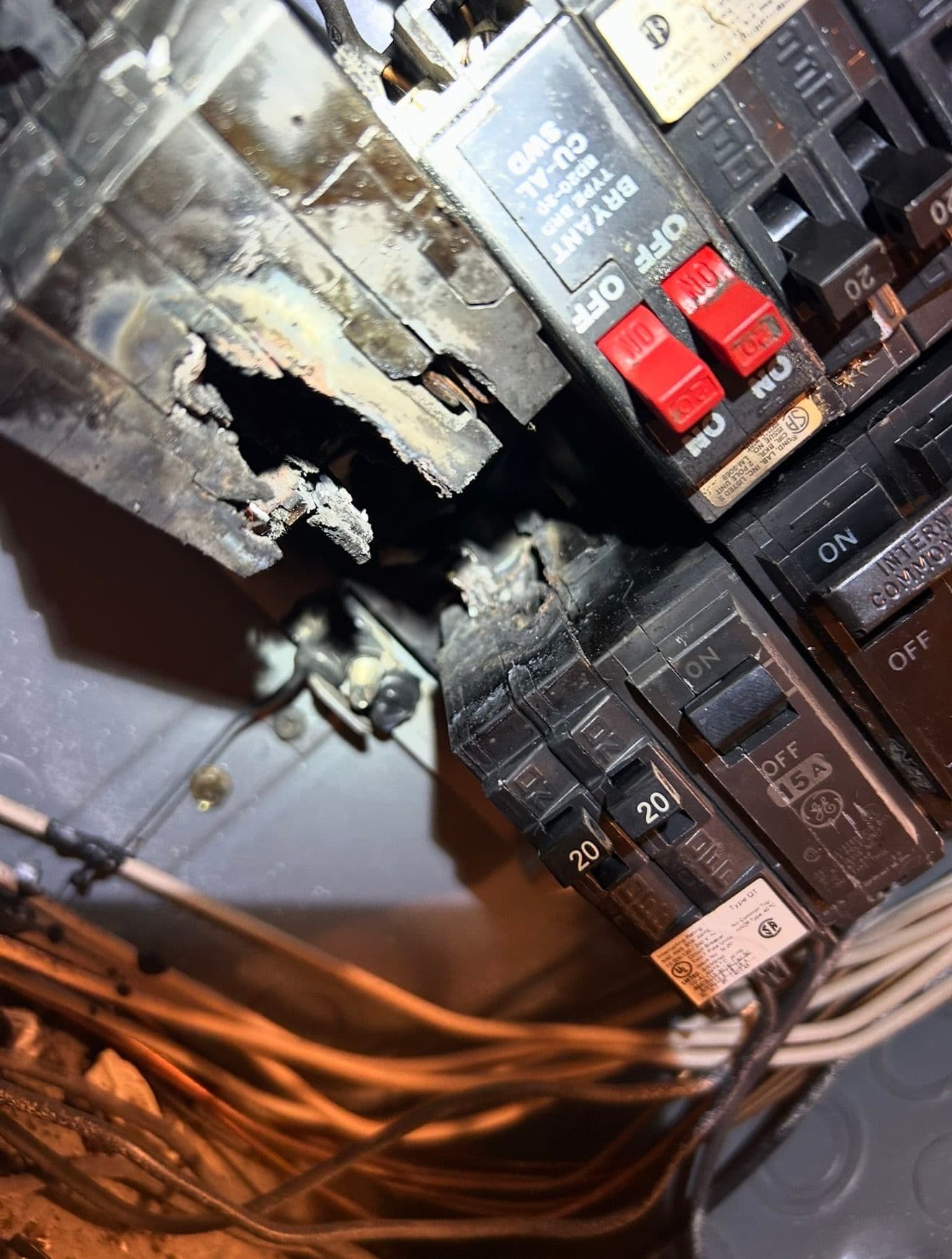 Gallery photos for Burned Outlet and Damaged Breaker - Here's What We Found: Image #2