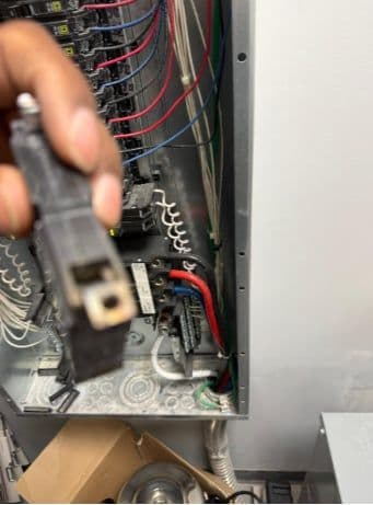 Gallery photos for A Panel Inspection That Caught a Fire Before It Started: Image #6