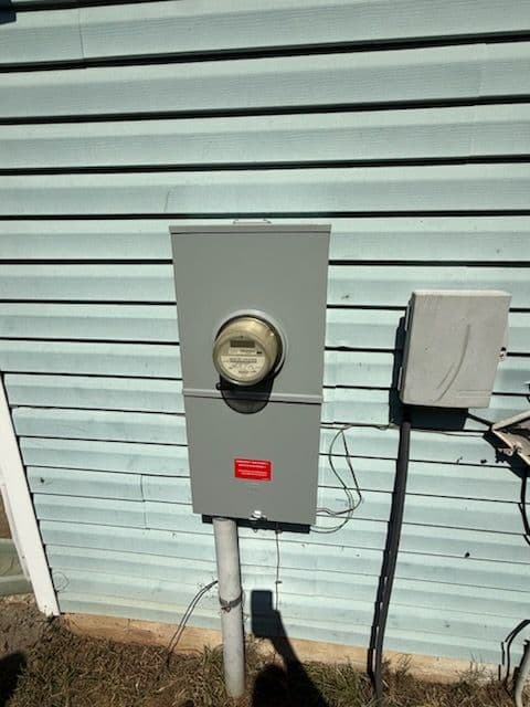 Gallery photos for Home Electrical Safety Overhaul: Image #2