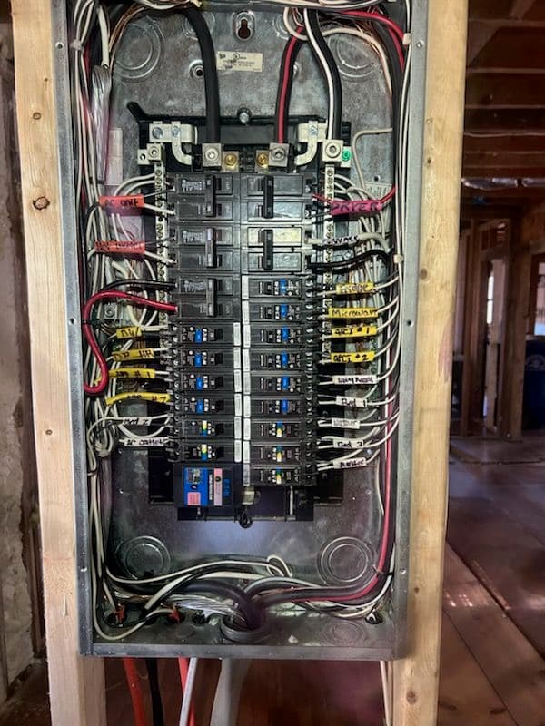 Gallery photos for Elegant Lighting and Electrical Upgrades for a Modern Home: Image #1