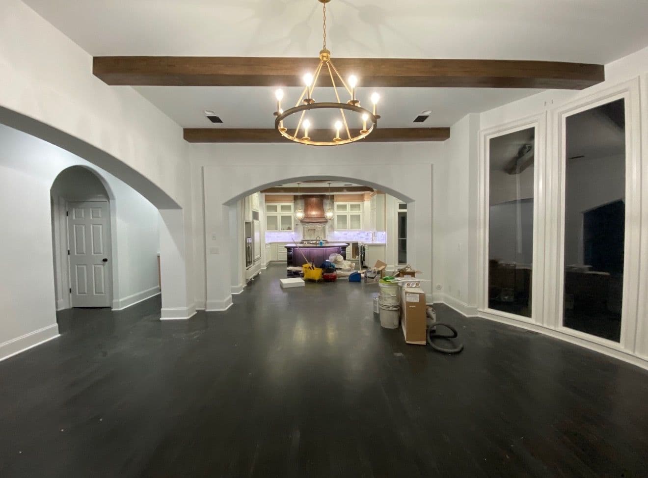 Gallery photos for Elegant Illumination and Electrical Excellence: Image #3